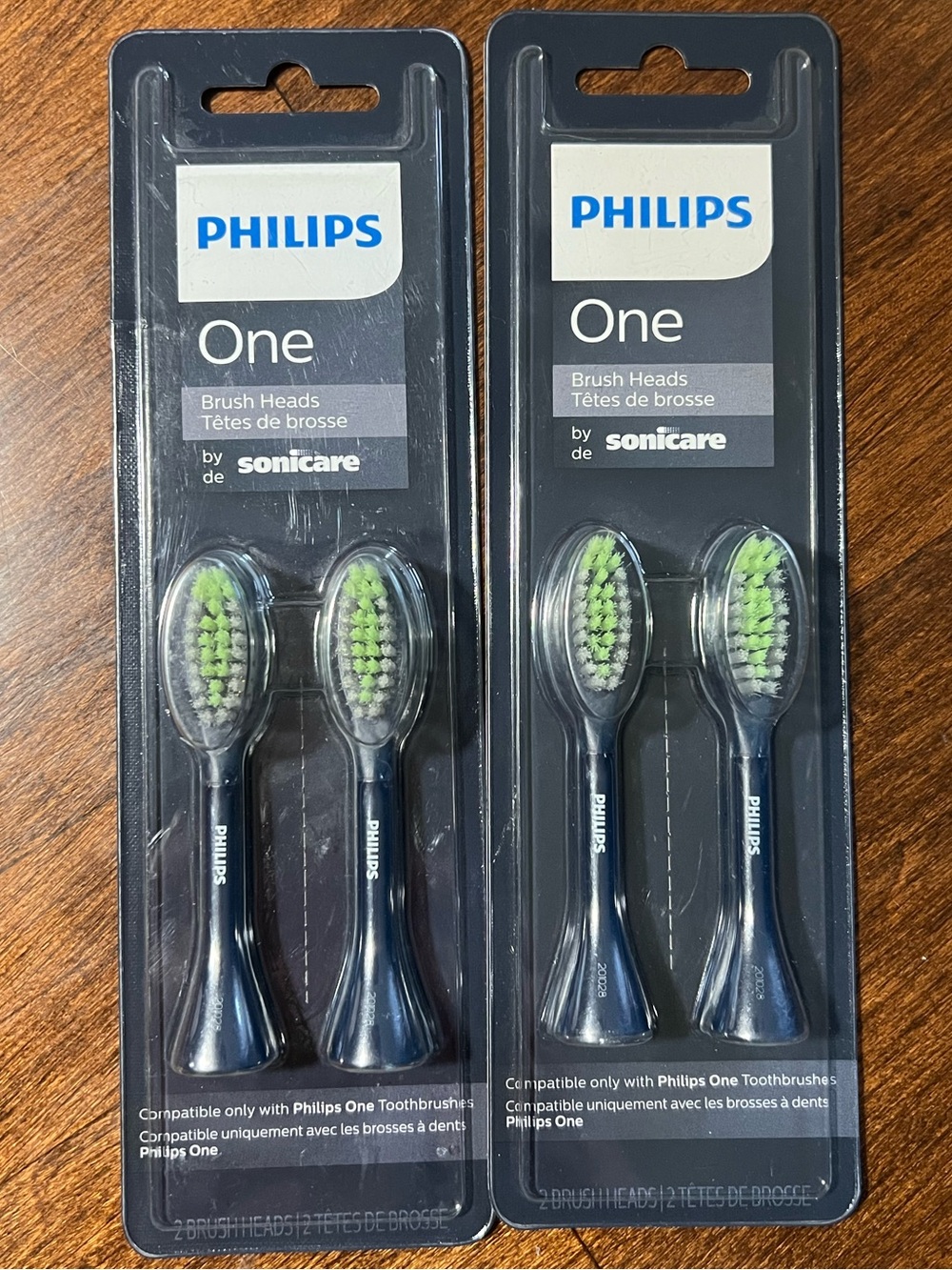 Philips Replacement Brush Heads — 4 Heads Total 2 x 2 packs